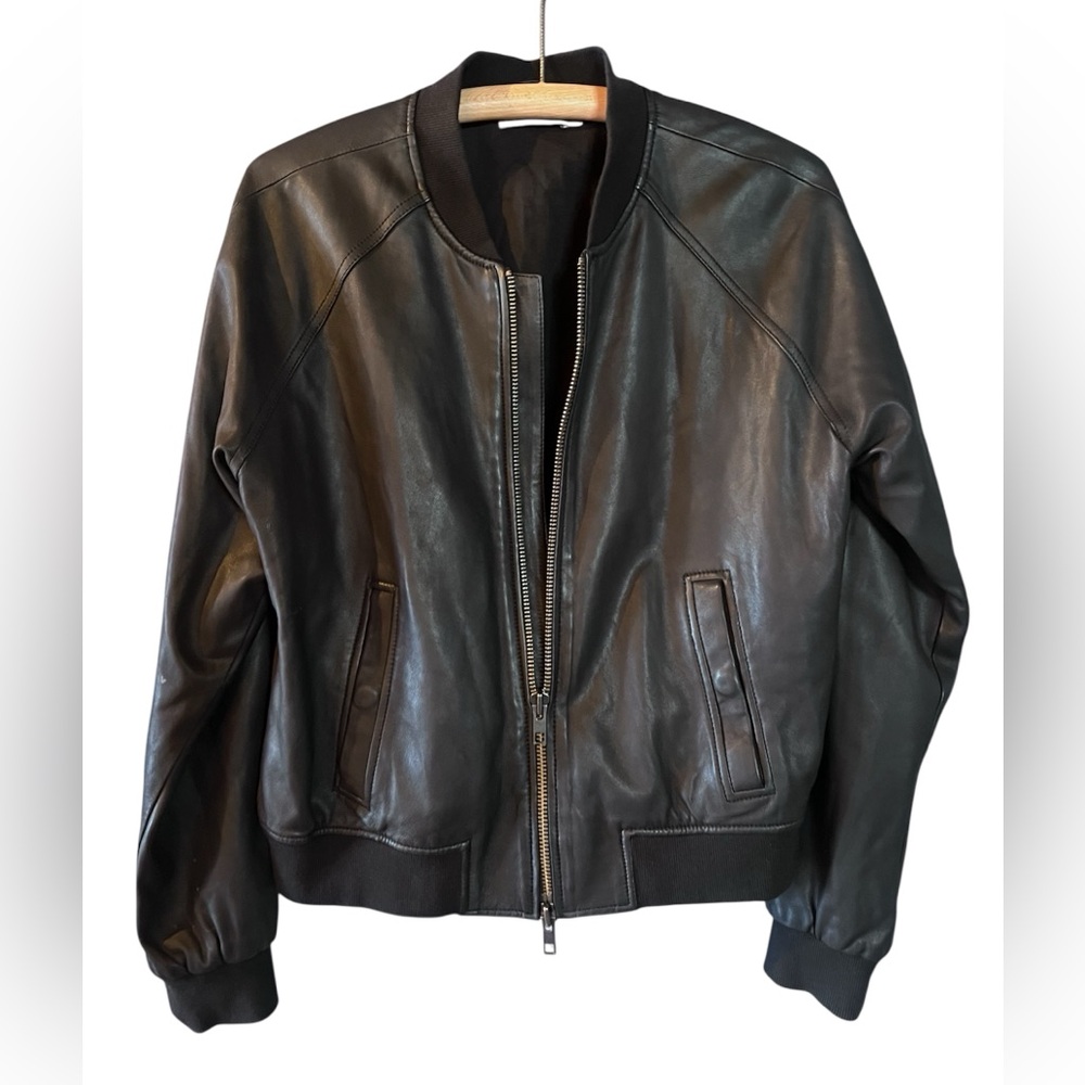 Vince Lamb Leather Café Racer Moto Jacket Women’s L / Men’s M Ret $1,000 Perfect - Picture 2 of 10